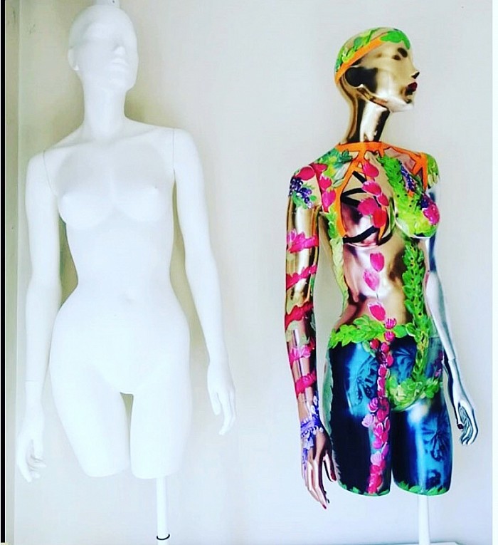 Mannequin - handpainted - moda Italiana - beachwear